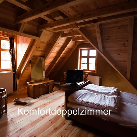 Exempel Schlafstuben Und Quartier Langer Hals Hotel Tangermünde Buitenkant foto